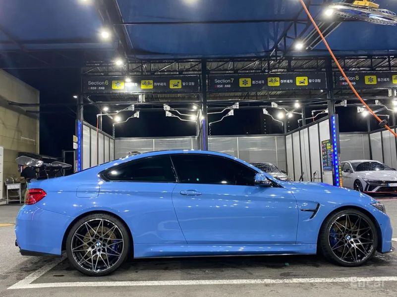 BMW M4