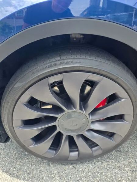 Tesla model-y