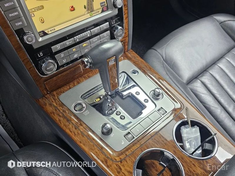 Volkswagen Phaeton