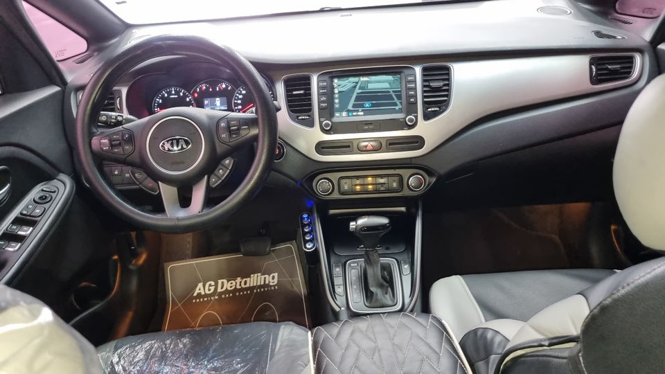 Kia Carens