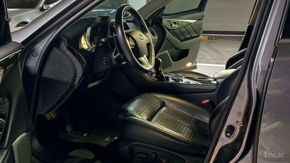 Infiniti Q50