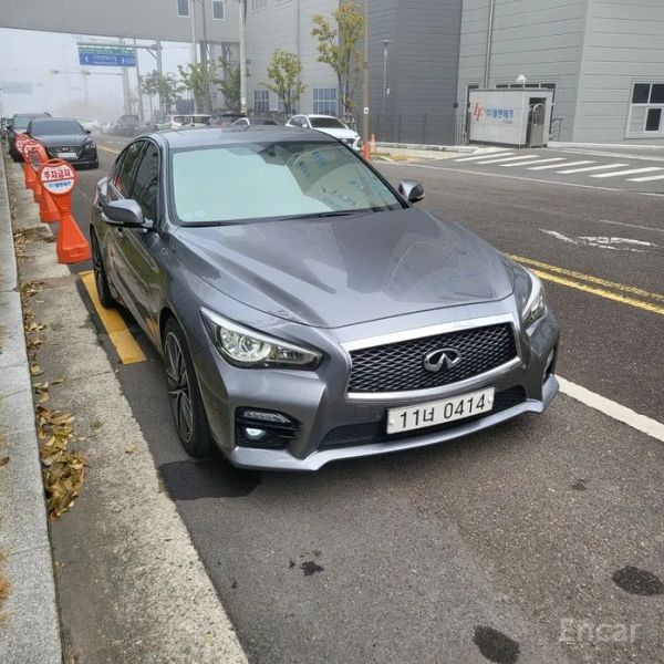 Infiniti Q50