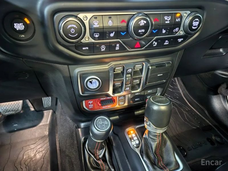 Jeep gladiator