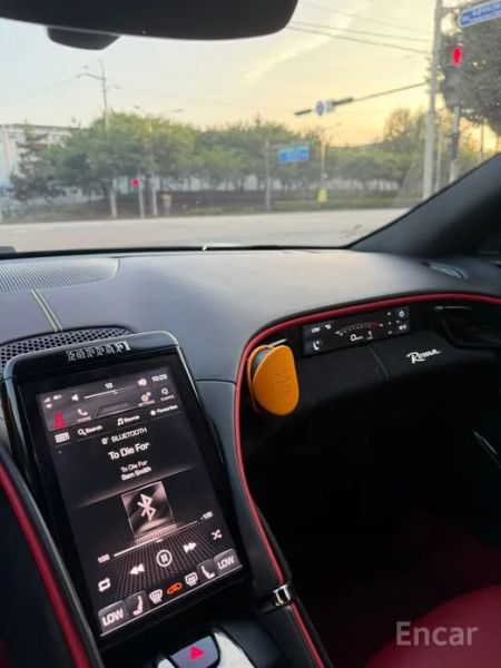 Ferrari Roma