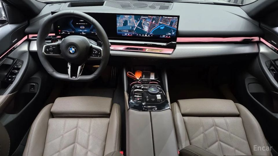BMW 5-series