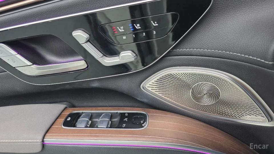 Mercedes-Benz EQS