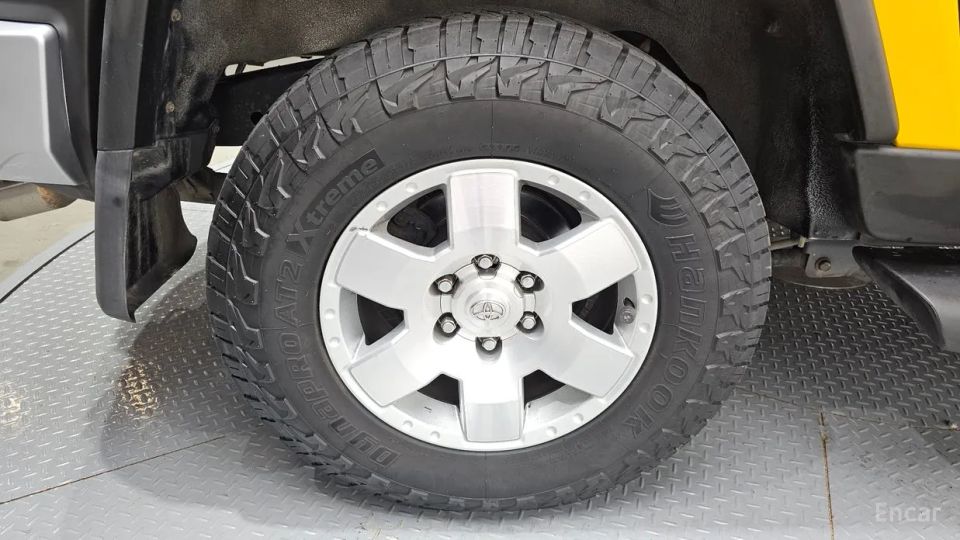 Toyota FJ Cruiser