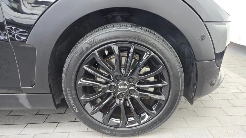 Mini clubman