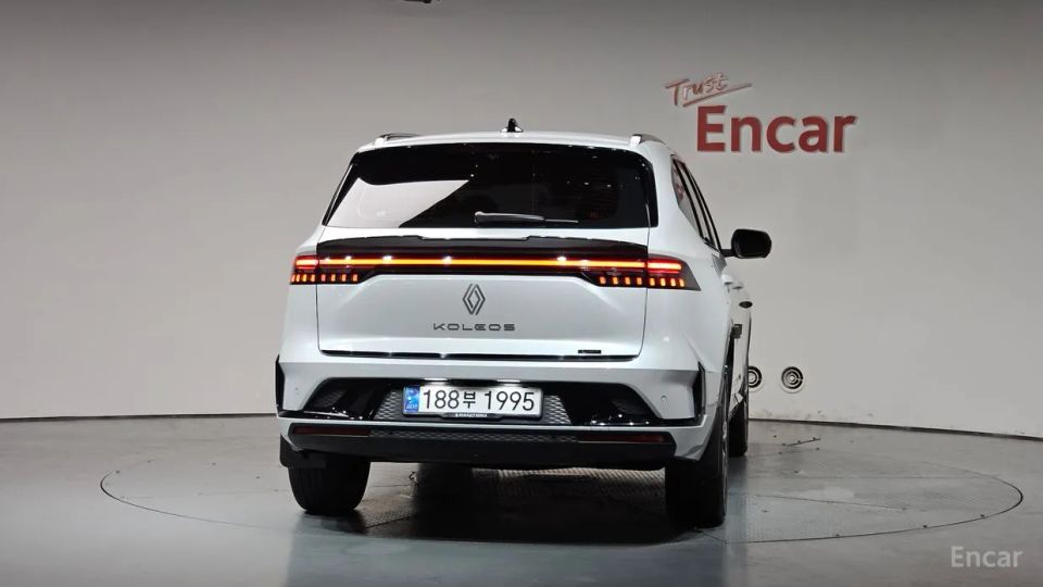 Renault-KoreaSamsung Grand Koleos