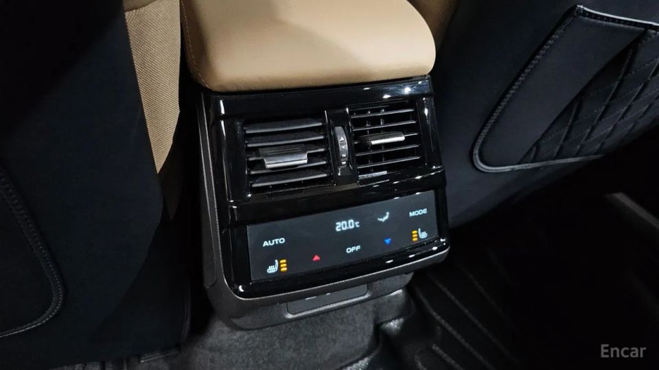 Renault-KoreaSamsung Grand Koleos