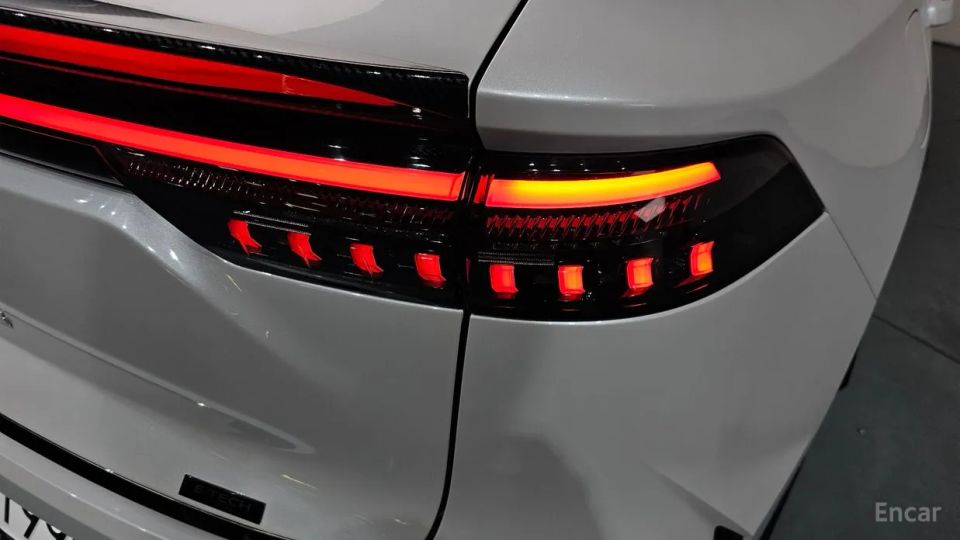 Renault-KoreaSamsung Grand Koleos