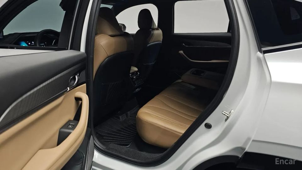 Renault-KoreaSamsung Grand Koleos