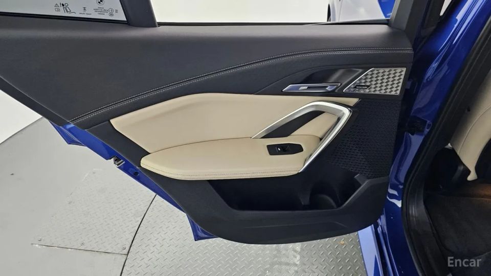 BMW IX2