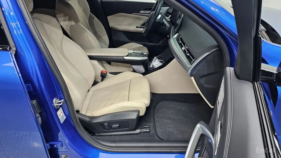 BMW IX2