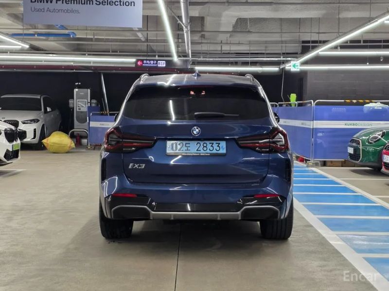 BMW ix3
