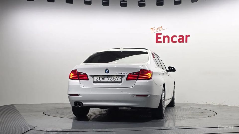 BMW 5-series