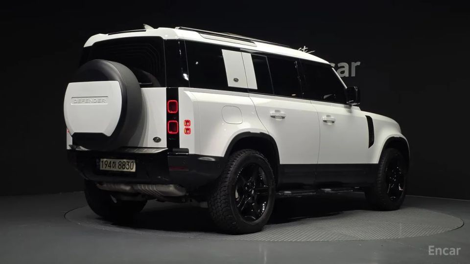 Land Rover Defender