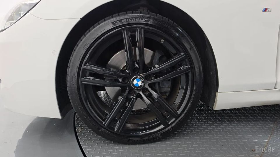 BMW 6-series