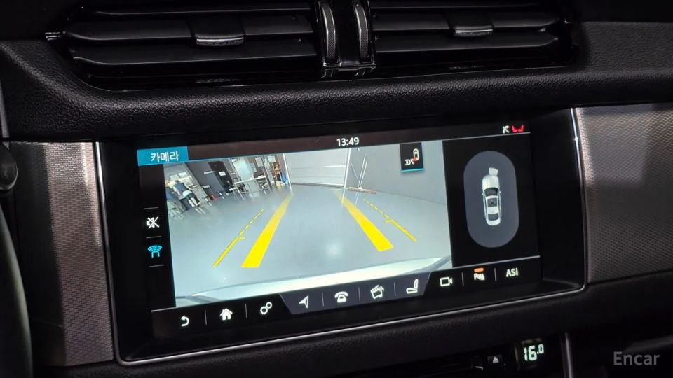 Jaguar xf