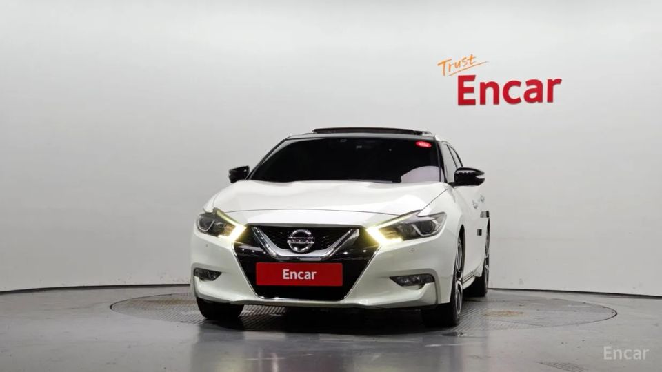 Nissan Maxima