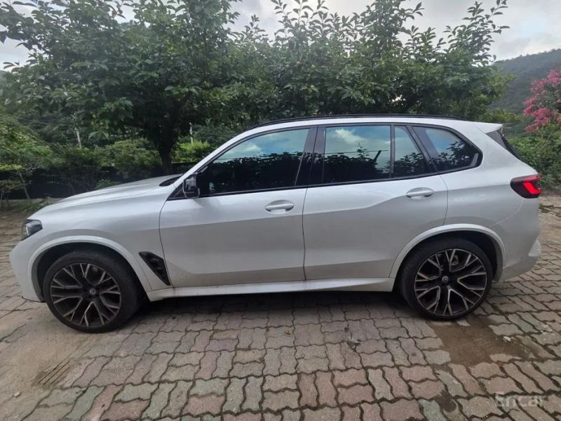 BMW X5M