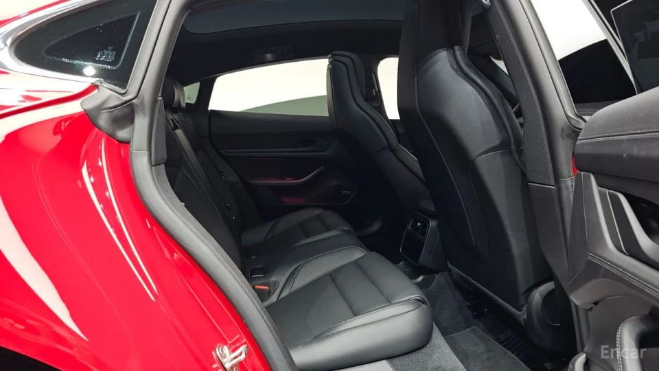 Porsche Taycan