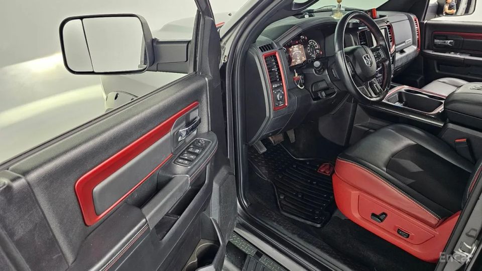 Dodge Ram Pick Up