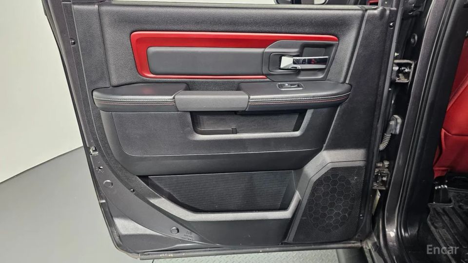 Dodge Ram Pick Up