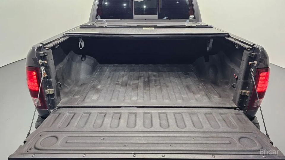 Dodge Ram Pick Up