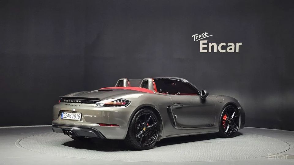 Porsche 718