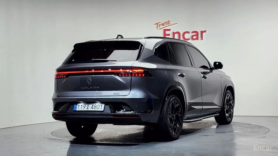 Renault-KoreaSamsung Grand Koleos