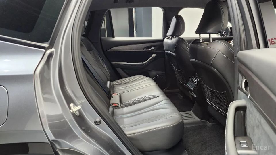 Renault-KoreaSamsung Grand Koleos