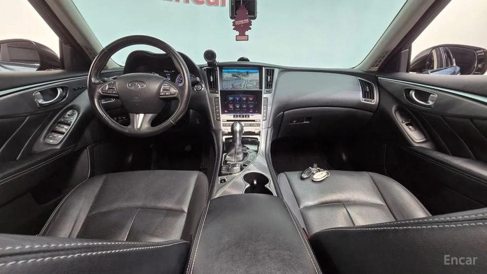 Infiniti Q50