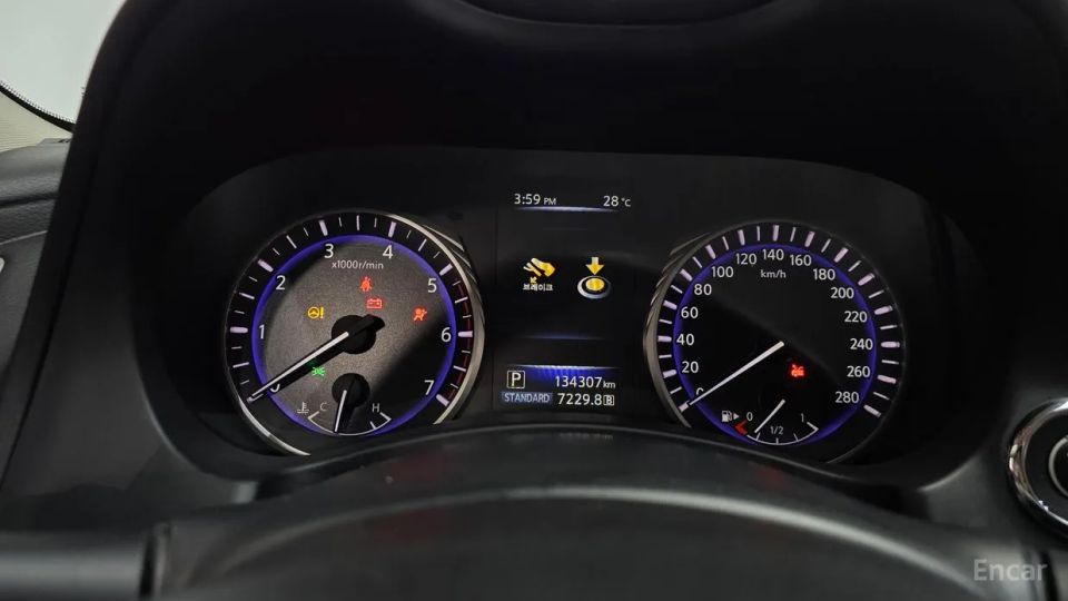Infiniti Q50
