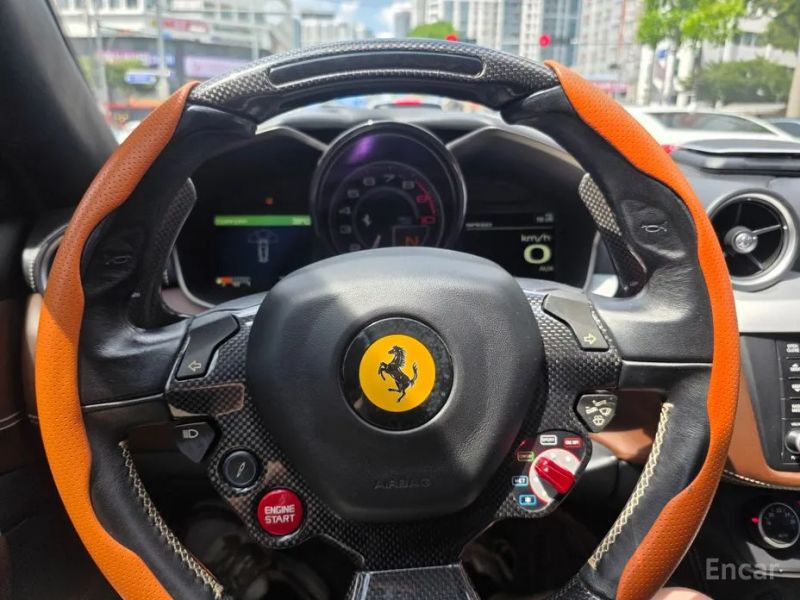 Ferrari FF