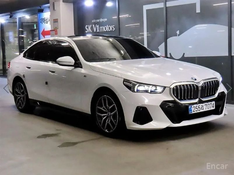 BMW 5-series