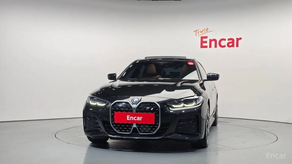 BMW I4