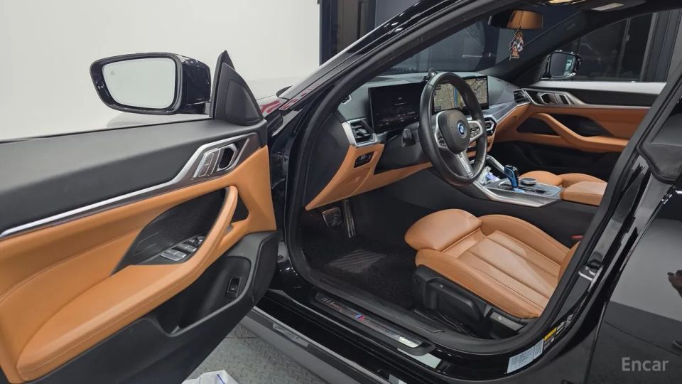 BMW I4