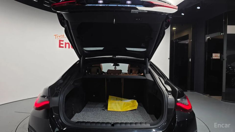 BMW I4
