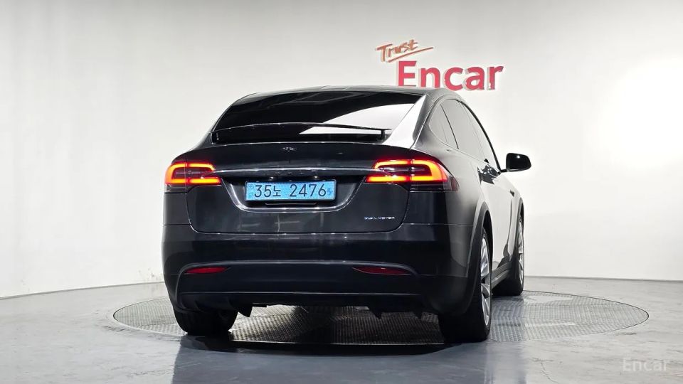 Tesla model-x