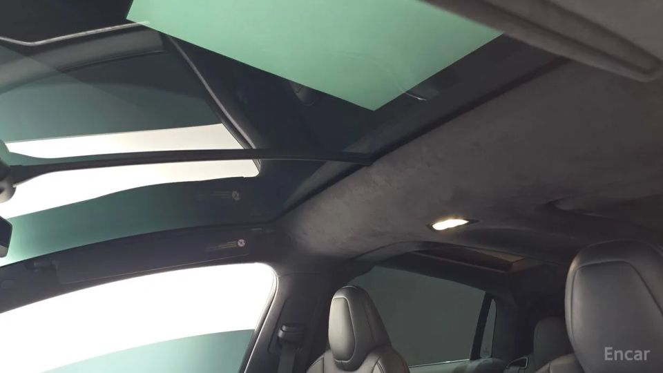 Tesla model-x