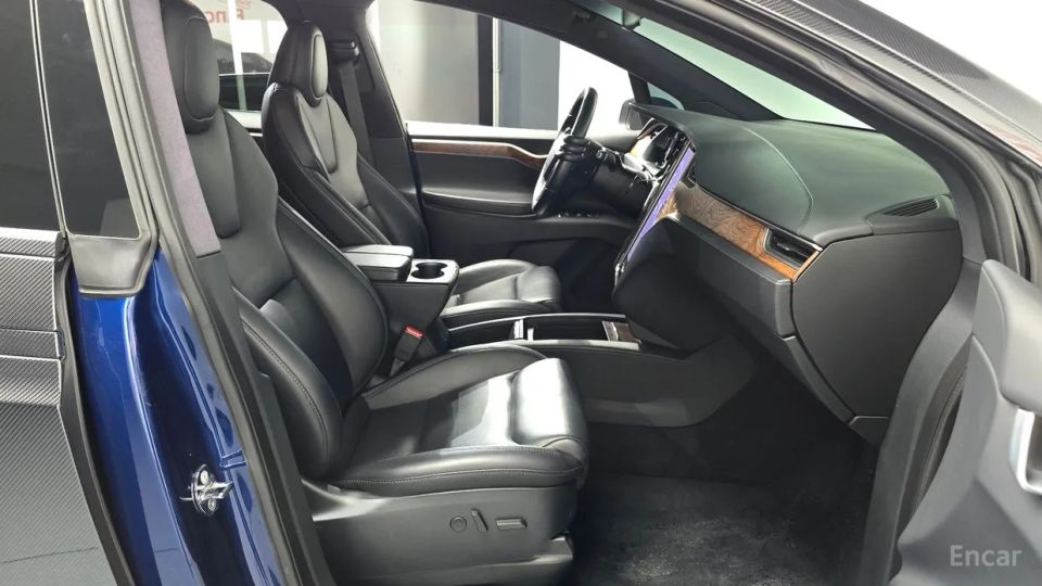 Tesla model-x