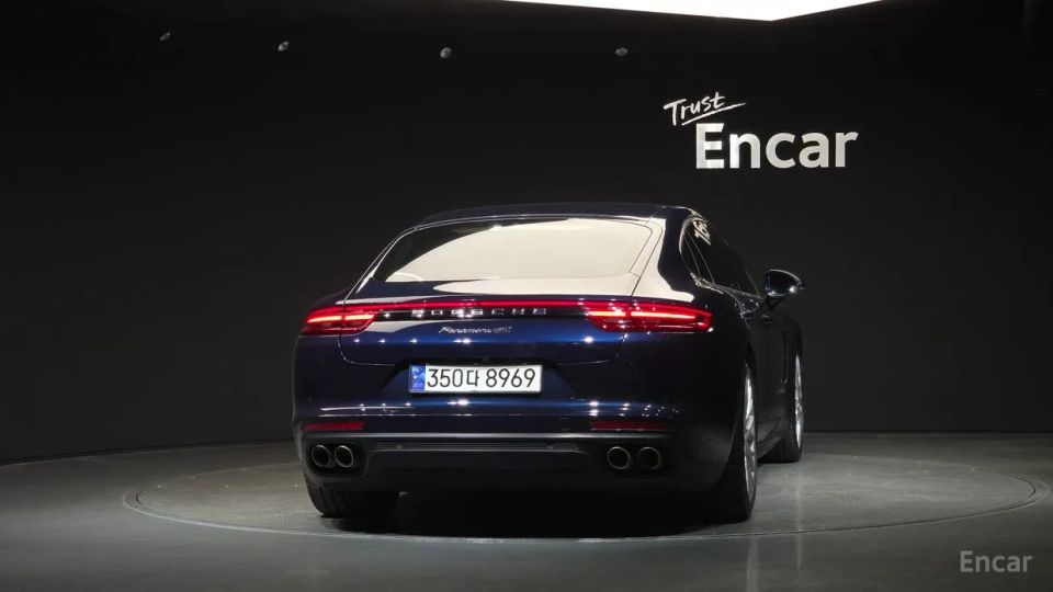 Porsche Panamera
