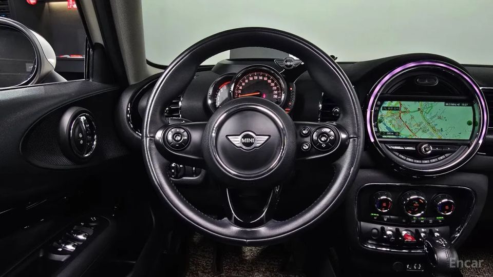 Mini clubman