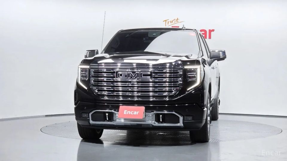GMC Sierra