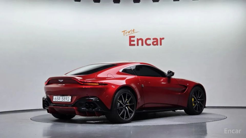 Astonmartin Vantage