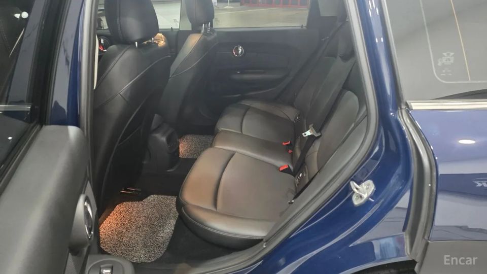 Mini clubman