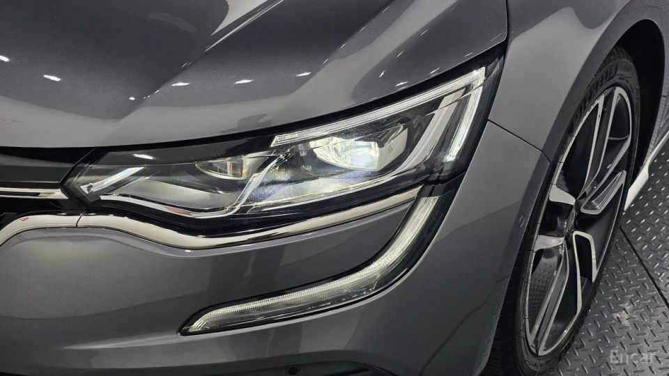 Renault-KoreaSamsung SM6