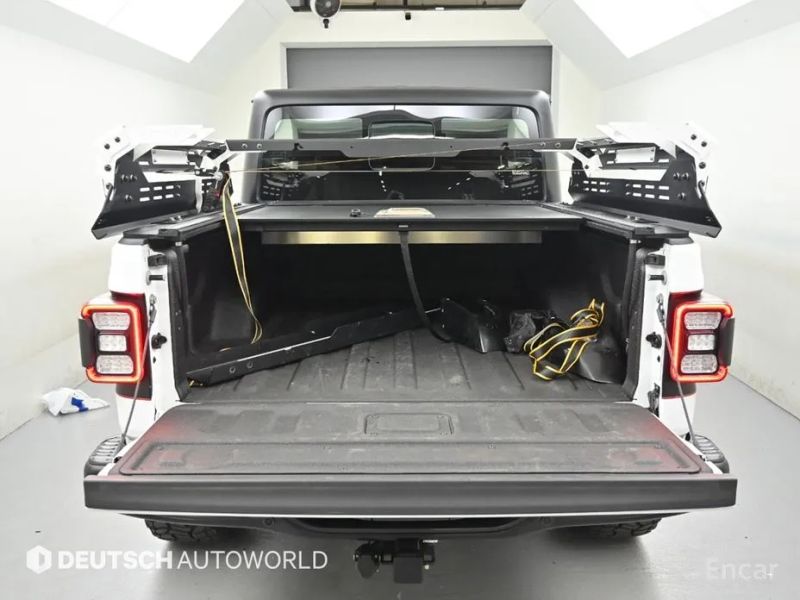 Jeep gladiator