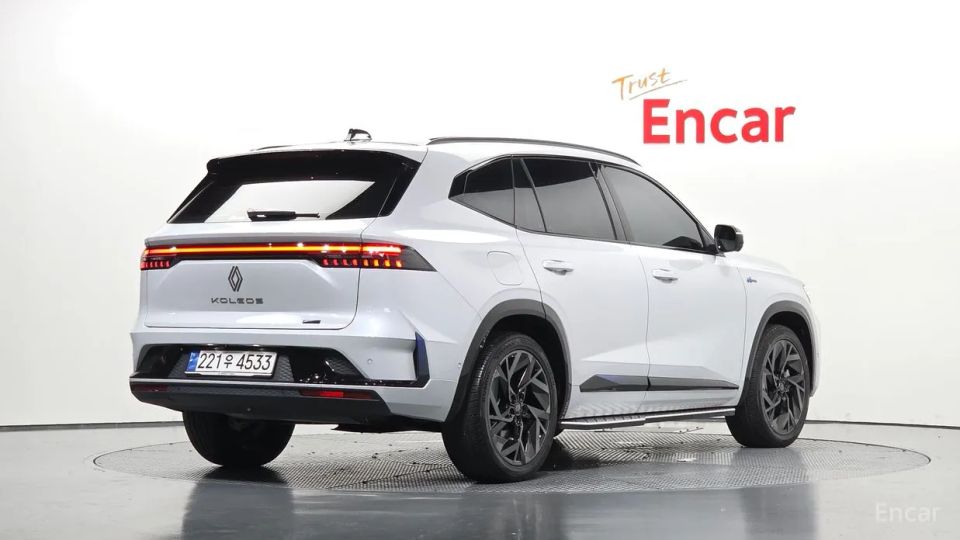 Renault-KoreaSamsung Grand Koleos